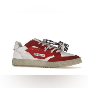 Off White Low top 5.0 sneakers in red and white. Size 45/12
